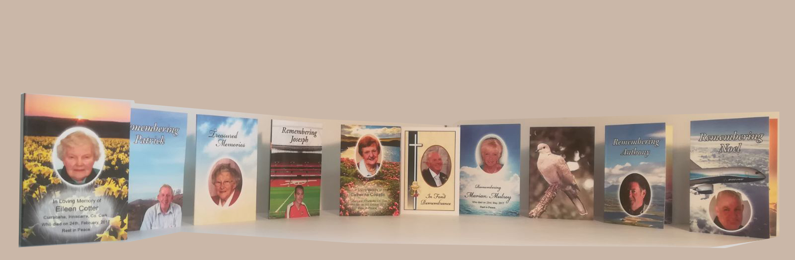 folded-memorial-card